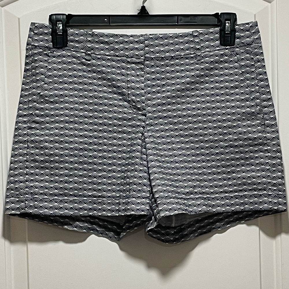 Nautica Womens Size 8 Navy & White Resortwear Beach Tropical Sea Shell Shorts